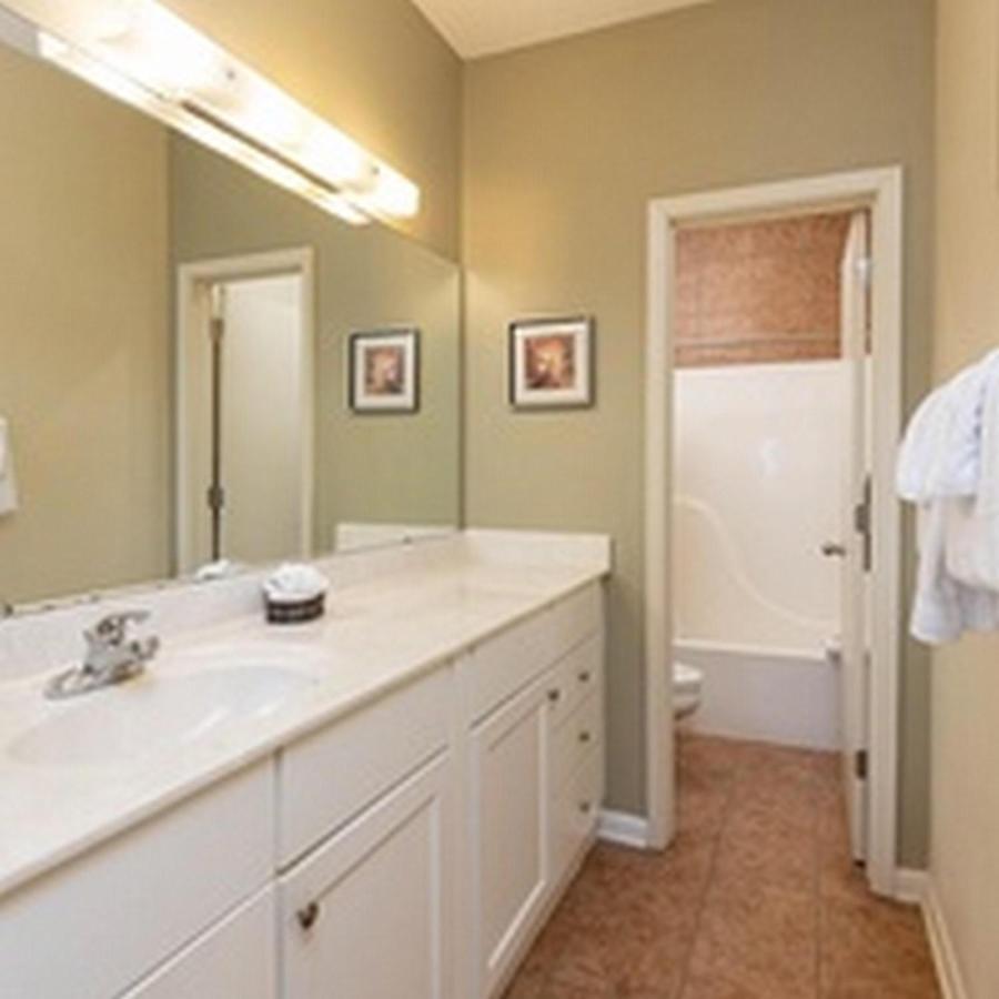 Phoenix VI By Brett Robinson Orange Beach Room photo